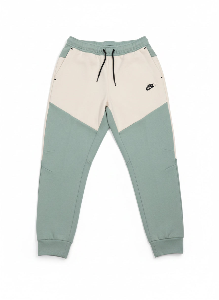 Completo Tuta Nike tech kids