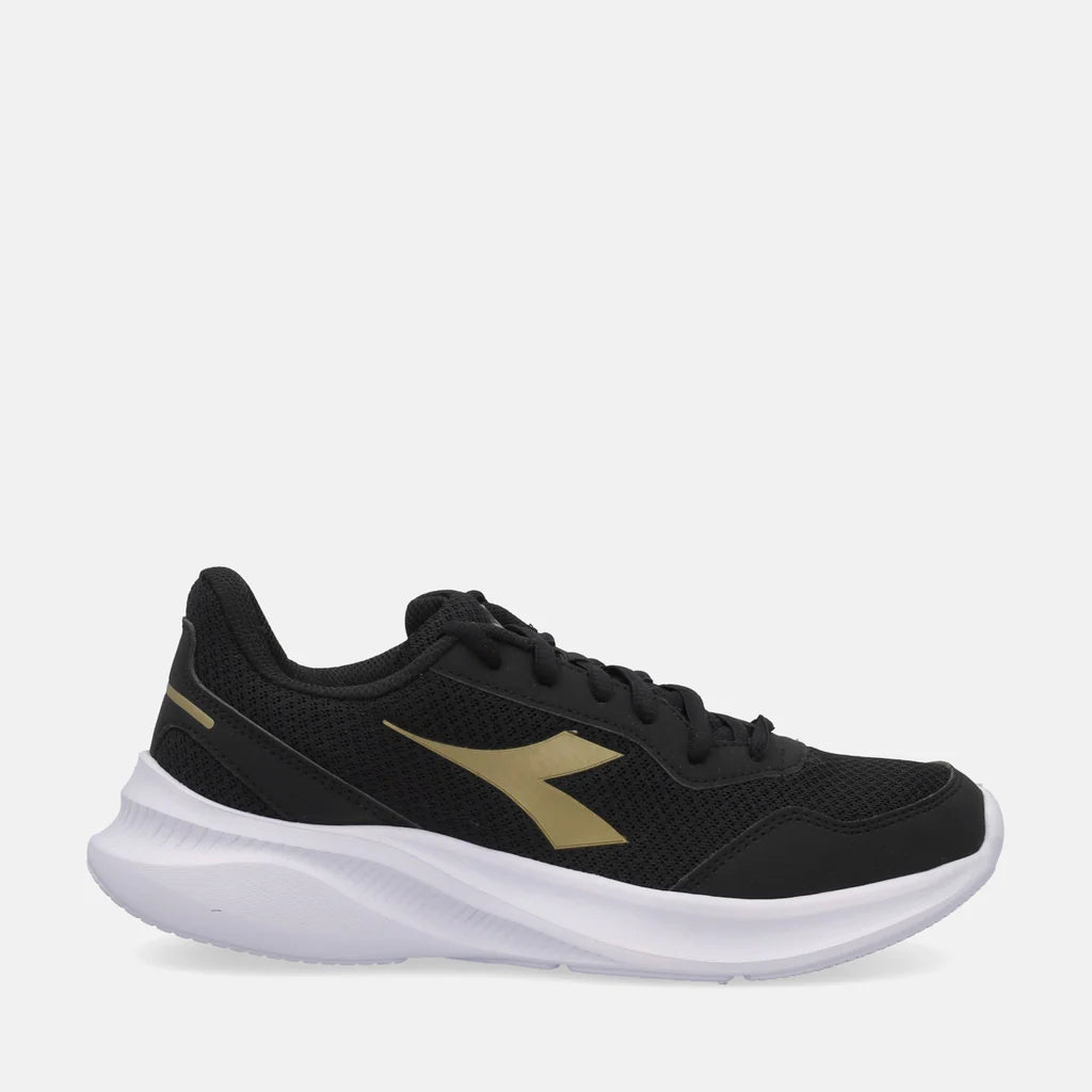 Diadora Robin 6